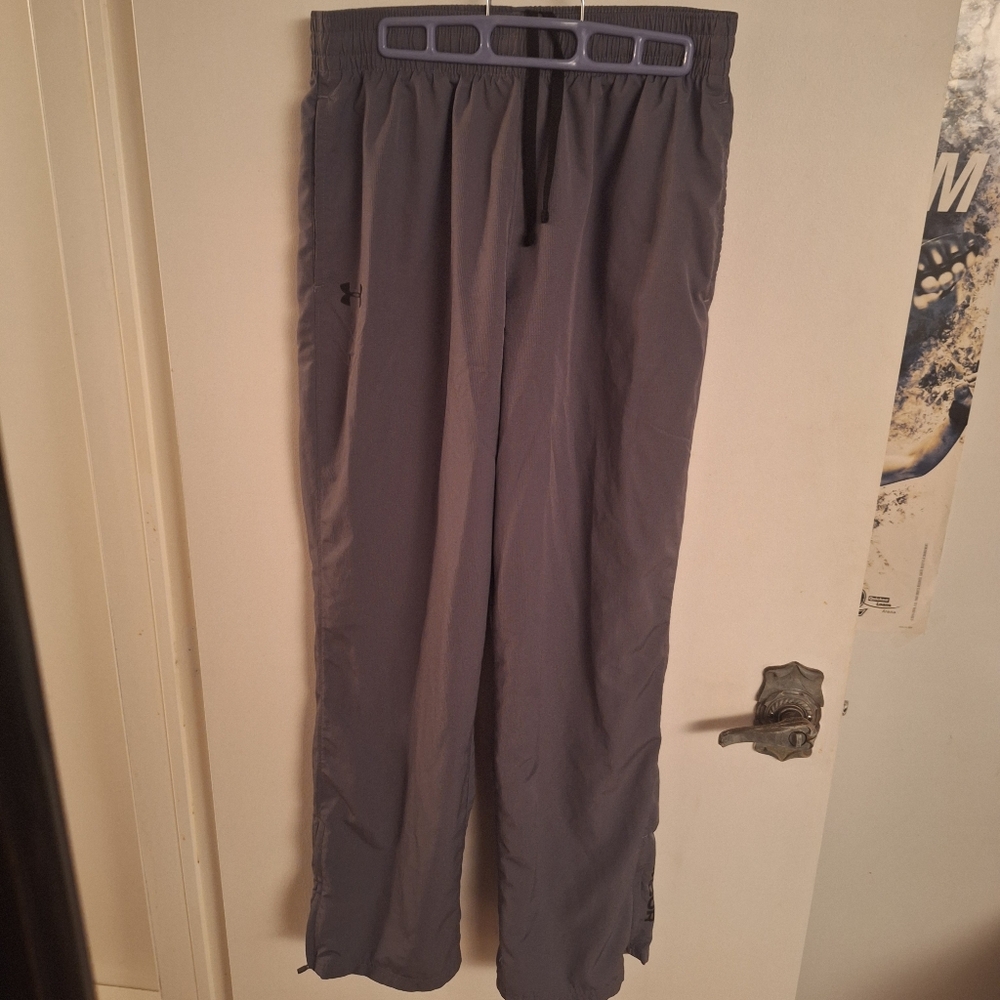 Under Armour Men's Gray Pants